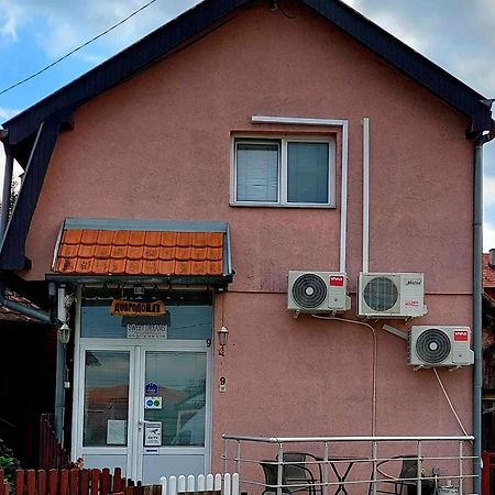 Sweet Dreams Hotel Zajecar Bagian luar foto