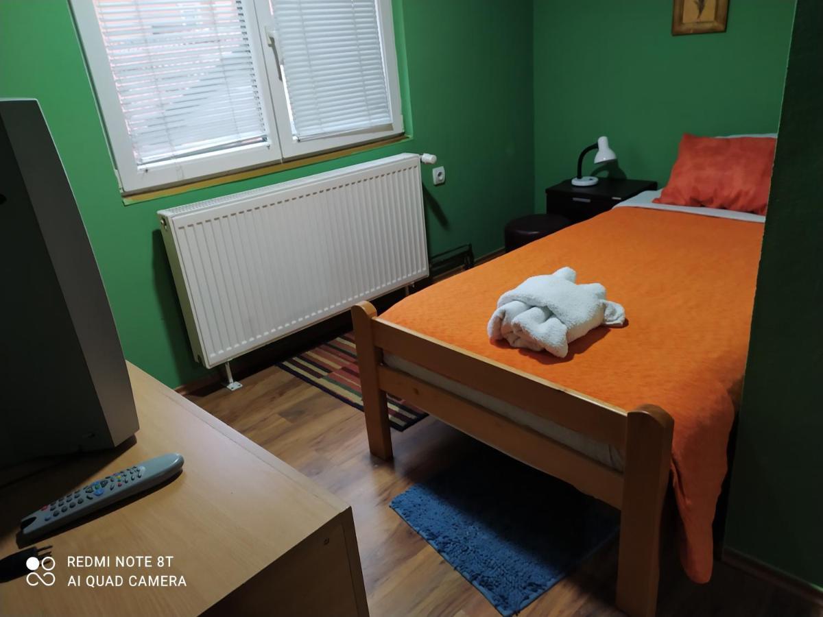 Sweet Dreams Hotel Zajecar Bagian luar foto
